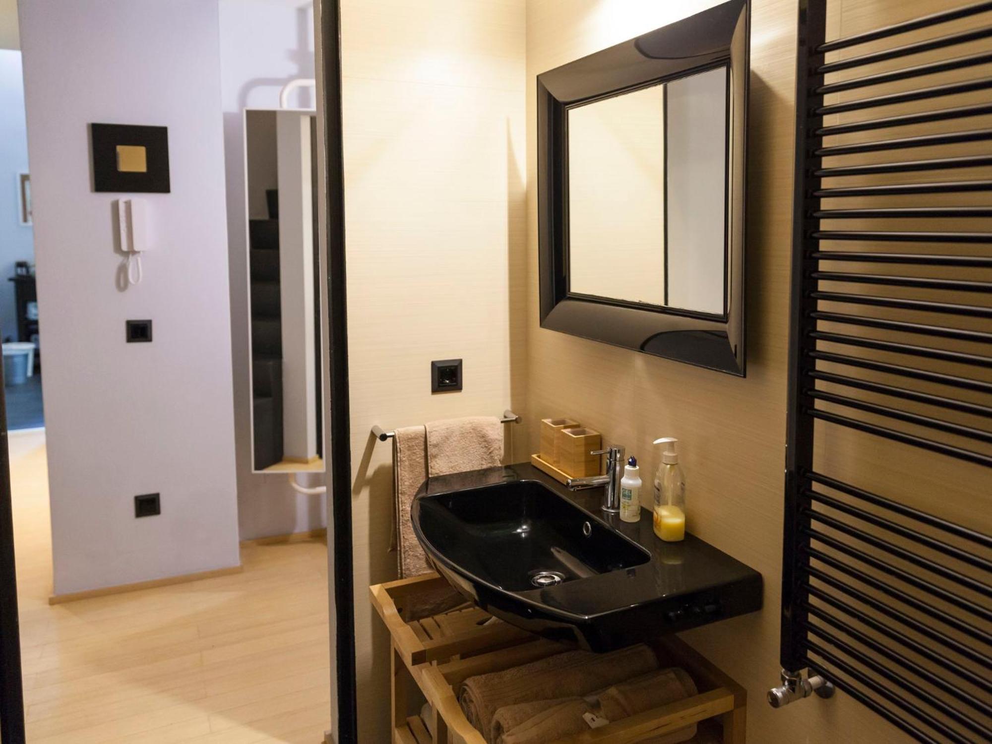 Apartment Lomazzo31 - Urban Loft A Milan